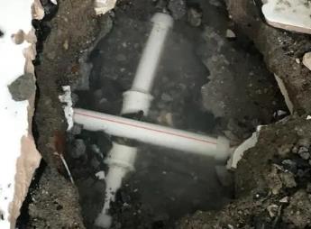 荆州市阳台漏水维修公司为您分享楼上楼下漏水怎么处理